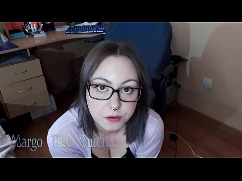 ❤️ Ragazza sexy con gli occhiali succhia il dildo profondamente sulla macchina fotografica Video di sesso al it.battlepass-bonuse.ru