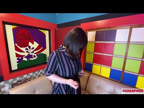 ❤️ Puttana giapponese con grandi tette si masturba con sex toys e ha un orgasmo. Parla in un'intervista della sua esperienza di scopata. Tette enormi e figa pelosa che geme forte. Osakaporn Video di sesso al it.battlepass-bonuse.ru