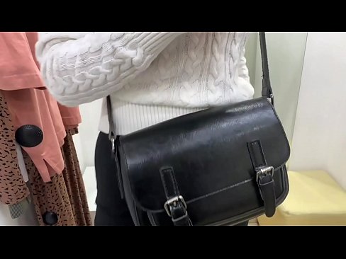 ❤️ Masturbazione pubblica della giovane cagna FeralBerry con un dildo nel camerino Video di sesso al it.battlepass-bonuse.ru